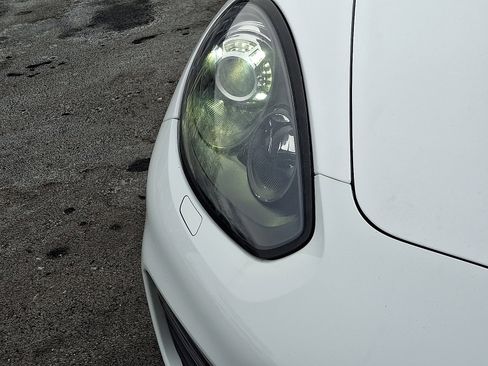 Used 2015 Porsche Panamera GTS image 10