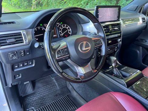 Used 2023 Lexus GX 460 Premium w/ Accessory Package AWD/4WD image 50