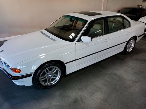 Used 1999 BMW 740iL image 52