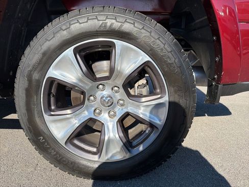 Used 2019 RAM 1500 Laramie image 13