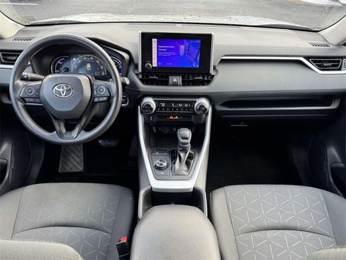 Used 2024 Toyota RAV4 XLE image 2