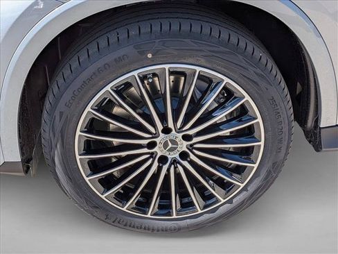 New 2026 Mercedes-Benz GLC 300 image 9