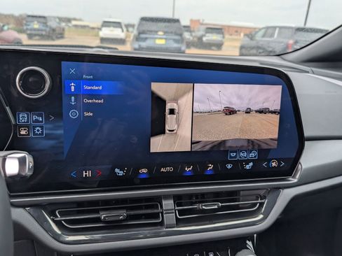 New 2025 Chevrolet Equinox EV RS image 9