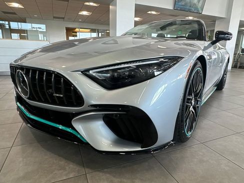 New 2024 Mercedes-Benz SL 63 AMG 4MATIC image 23