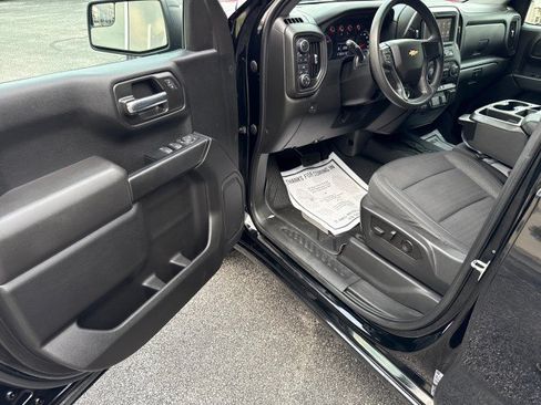 Used 2023 Chevrolet Silverado 1500 Custom w/ LPO, Dark Essentials Package AWD/4WD image 14