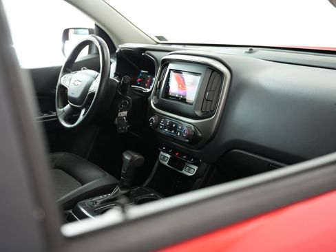 Used 2015 Chevrolet Colorado Z71 w/ LPO, Gearon Divider Package image 45