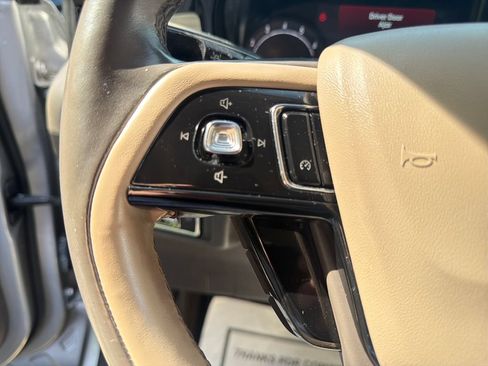 Used 2020 Lincoln Corsair FWD w/ Equipment Group 101A image 19