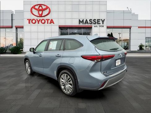 Used 2022 Toyota Highlander Platinum image 27