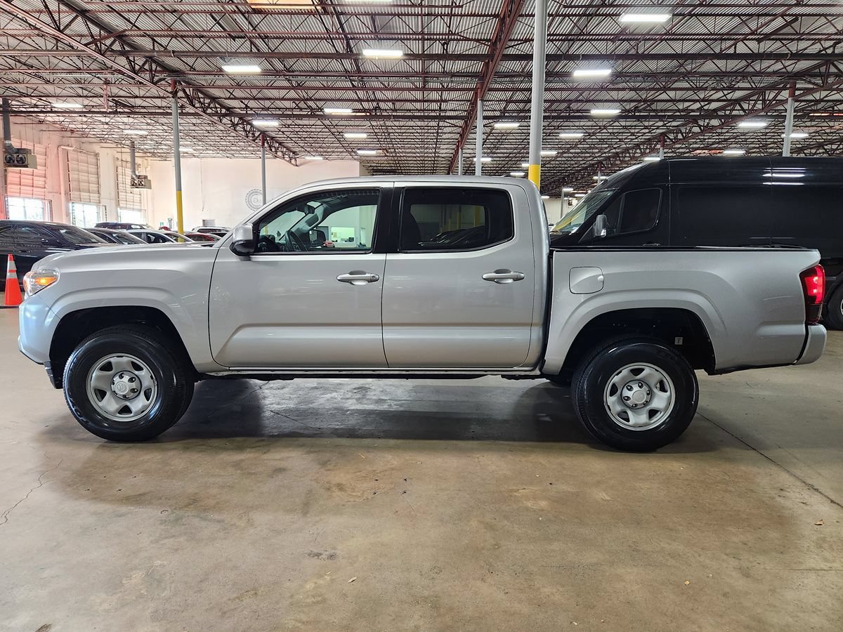 Used 2022 Toyota Tacoma SR w/ SR Convenience Package RWD image 7