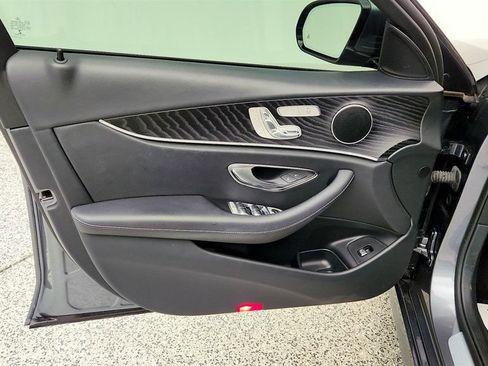 Used 2020 Mercedes-Benz E 350 Sedan image 11