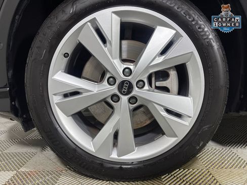 Used 2023 Audi Q4 e-tron Premium Plus w/ Premium Plus AWD/4WD image 31