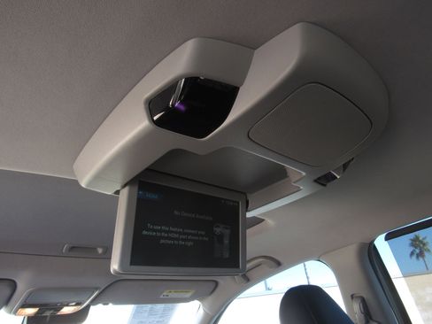 Certified 2019 Honda Pilot Touring image 15