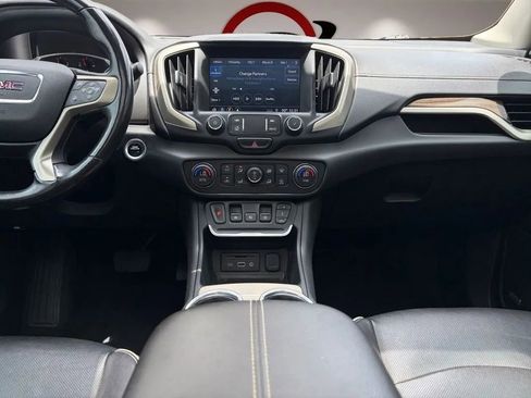 Used 2019 GMC Terrain Denali w/ Advanced Safety Package FWD image 12