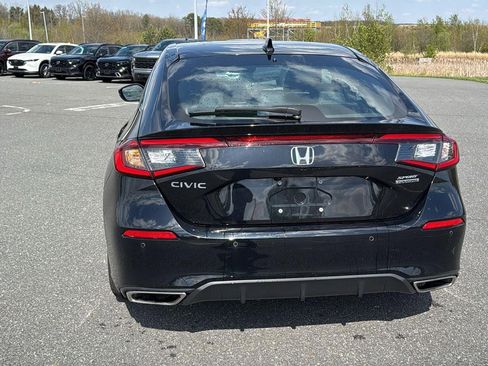 Used 2023 Honda Civic Sport Touring image 8