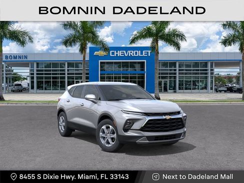 New 2026 Chevrolet Blazer LT FWD image 2