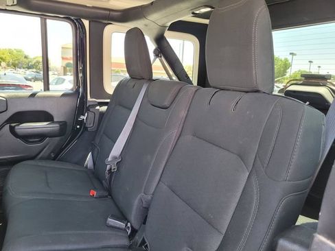 Used 2022 Jeep Wrangler Unlimited Sport AWD/4WD image 14