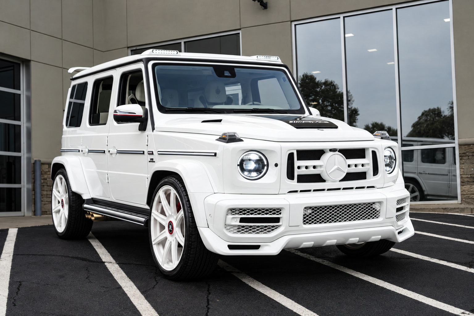 Used 2024 Mercedes-Benz G 63 AMG 4MATIC image 4