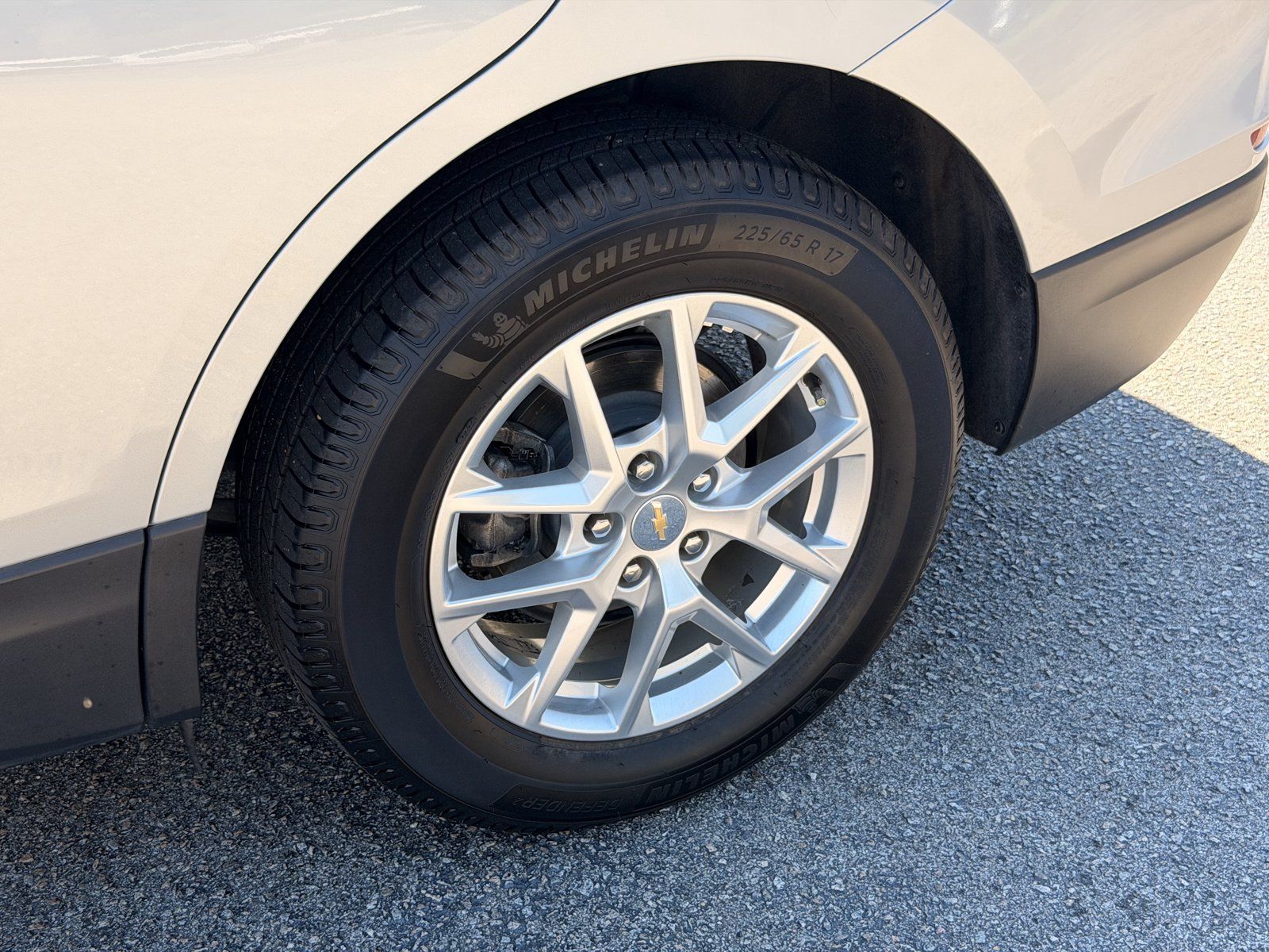 Used 2022 Chevrolet Equinox LT FWD image 37