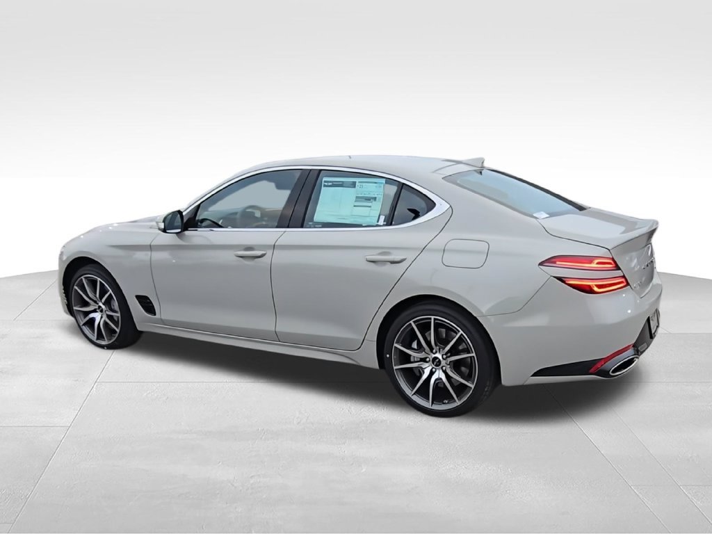 Used 2026 Genesis G70 2.5T AWD/4WD image 6