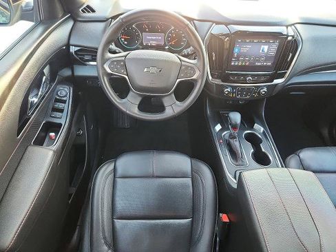 Certified 2023 Chevrolet Traverse RS image 13