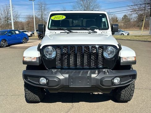 Used 2023 Jeep Gladiator Willys image 6