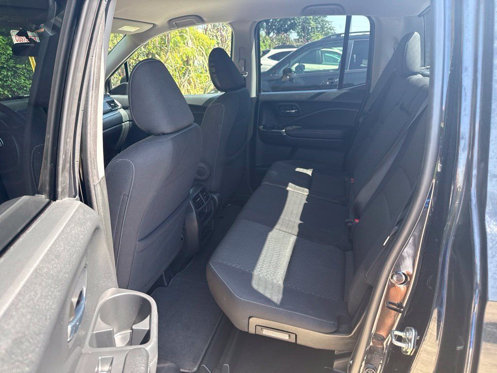 Used 2017 Honda Ridgeline Sport image 21