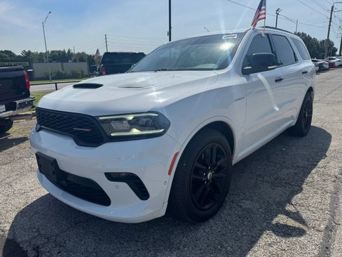 Used 2023 Dodge Durango R/T RWD image 2