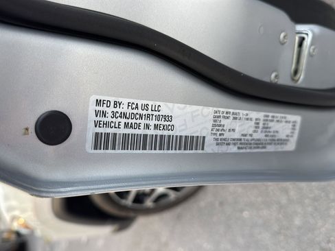 Used 2024 Jeep Compass Limited image 36