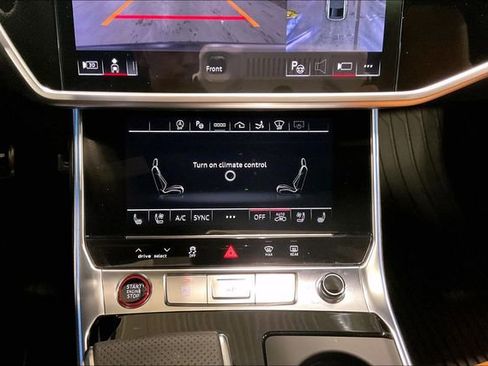 Used 2024 Audi RS 7 Performance AWD/4WD image 32