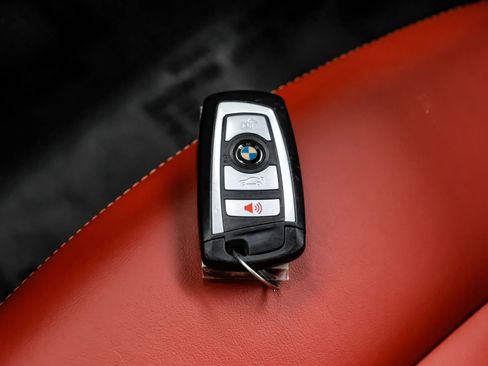 Used 2019 BMW M4 Coupe w/ Competition Package RWD image 50