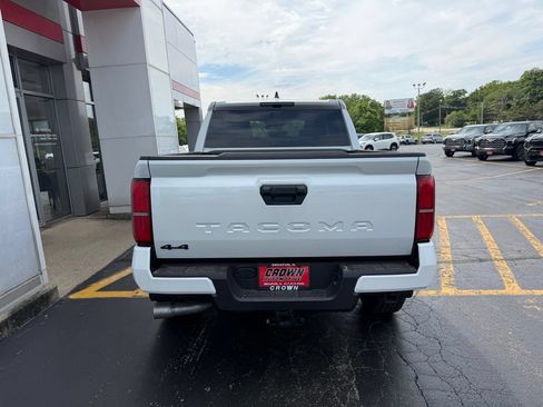 New 2026 Toyota Tacoma TRD Sport AWD/4WD image 4