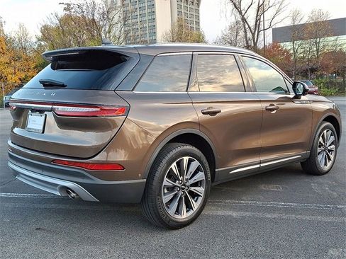 Certified 2022 Lincoln Corsair Reserve w/ Equipment Group 201A image 7