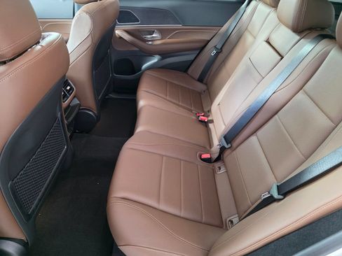 New 2026 Mercedes-Benz GLE 350 4MATIC image 10