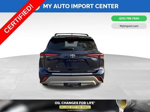Certified 2025 Toyota Highlander Platinum AWD/4WD image 6