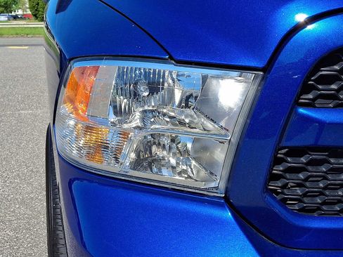 Used 2015 RAM 1500 Express AWD/4WD image 9