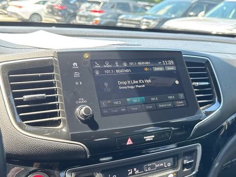 Used 2021 Honda Pilot Black Edition image 21