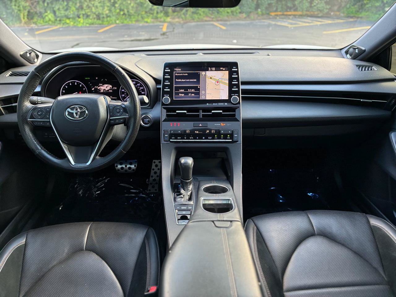 Used 2019 Toyota Avalon Touring FWD image 27