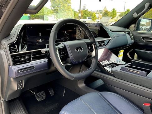 New 2026 INFINITI QX80 4WD w/ Sport Exterior Package image 8