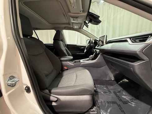 Certified 2024 Toyota RAV4 XLE w/ Convenience Package AWD/4WD image 23