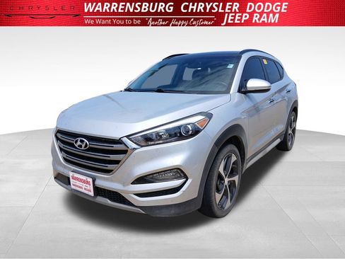 Used 2017 Hyundai Tucson Limited w/ Limited Ultimate Package 03 AWD/4WD image 8