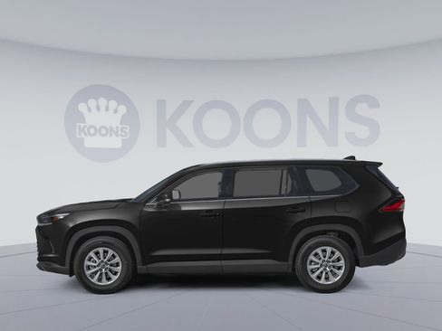 Used 2025 Toyota Grand Highlander AWD image 4