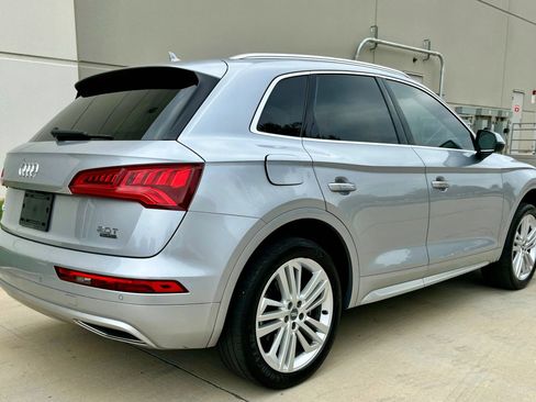 Used 2018 Audi Q5 Prestige w/ Prestige Package AWD/4WD image 8