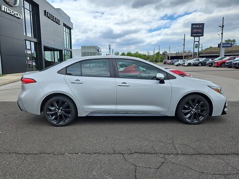 Used 2023 Toyota Corolla SE FWD image 7