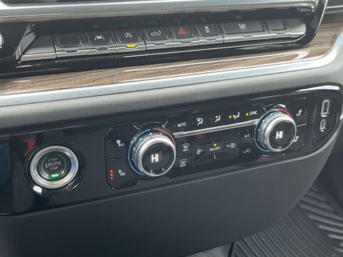 Used 2022 GMC Sierra 1500 Elevation image 27