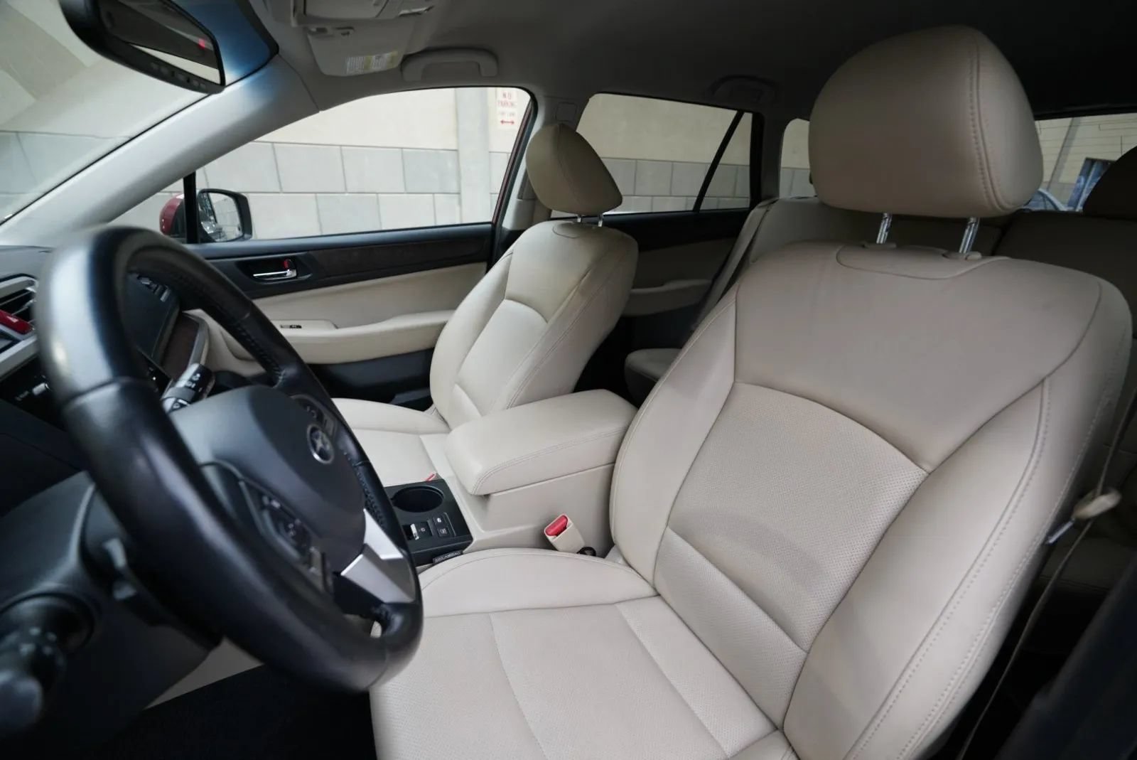 Used 2015 Subaru Outback 2.5i Limited AWD/4WD image 22