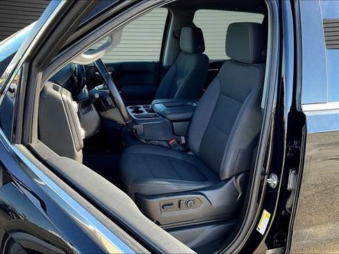 Used 2020 GMC Sierra 1500 SLE w/ SLE Value Package image 21