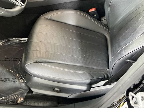 Used 2023 Mercedes-Benz E 350 4MATIC image 19