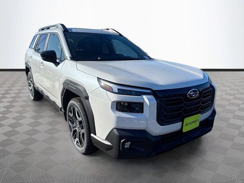 New 2026 Subaru Outback Touring XT image 3