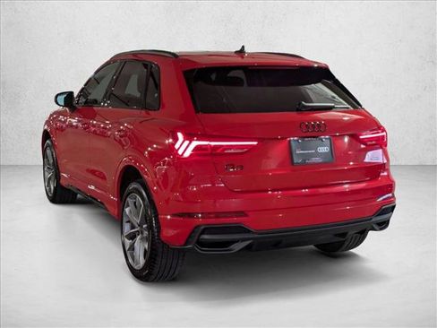 Certified 2025 Audi Q3 2.0T Premium image 8