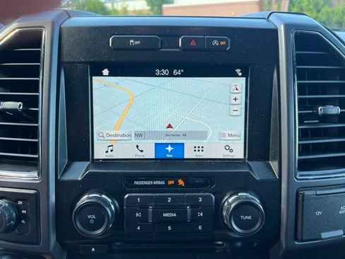 Used 2017 Ford F150 XLT w/ Equipment Group 302A Luxury AWD/4WD image 24